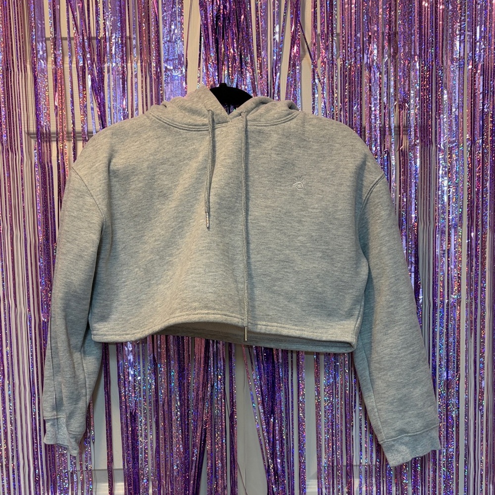 Zouk Ayu Dayclub Cropped Hoodie